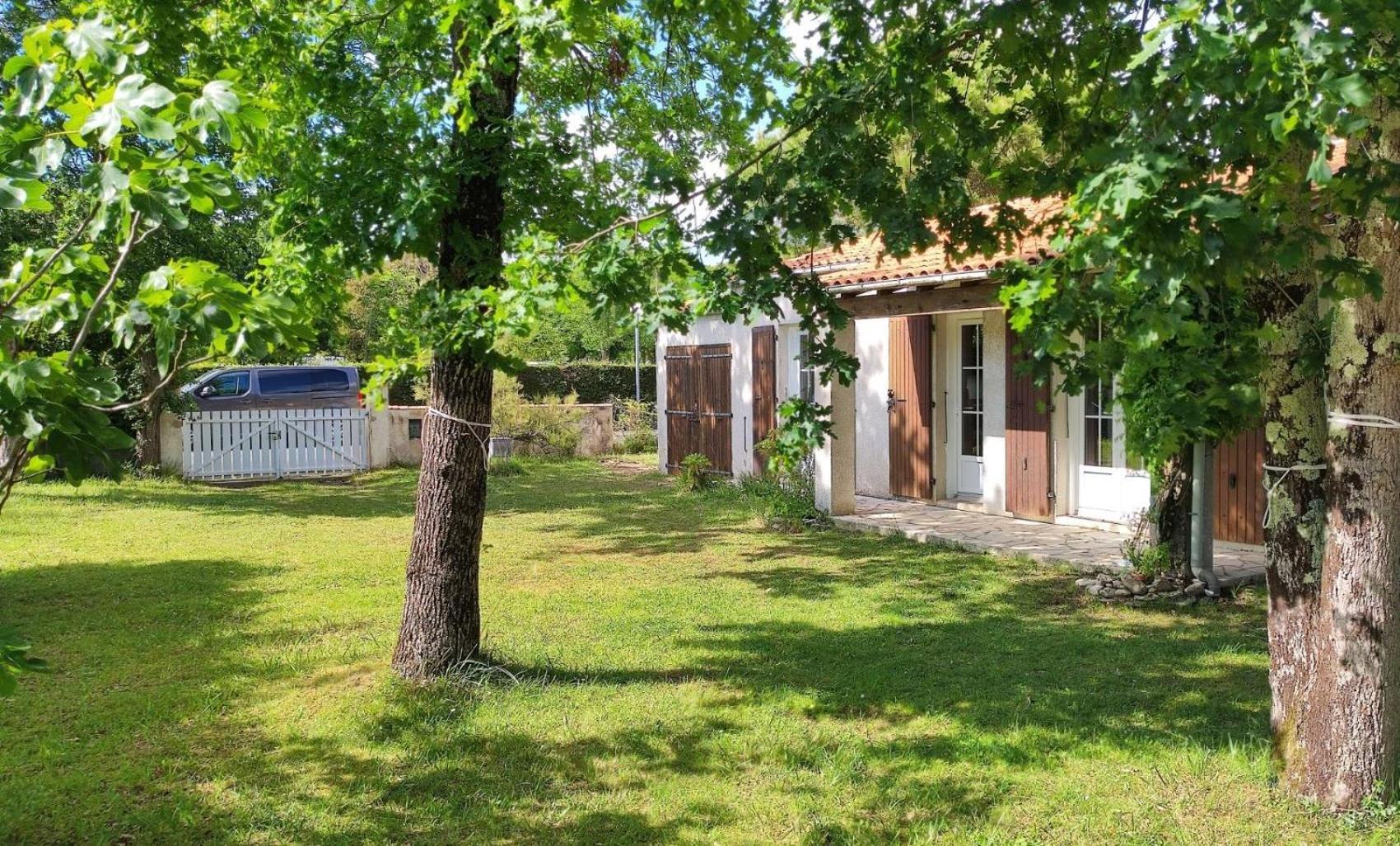 Maison A 8 Min A Pied De La Plage Avec Jardin Clos Et Ombrage Saint-Georges-d'Oleron Exterior foto